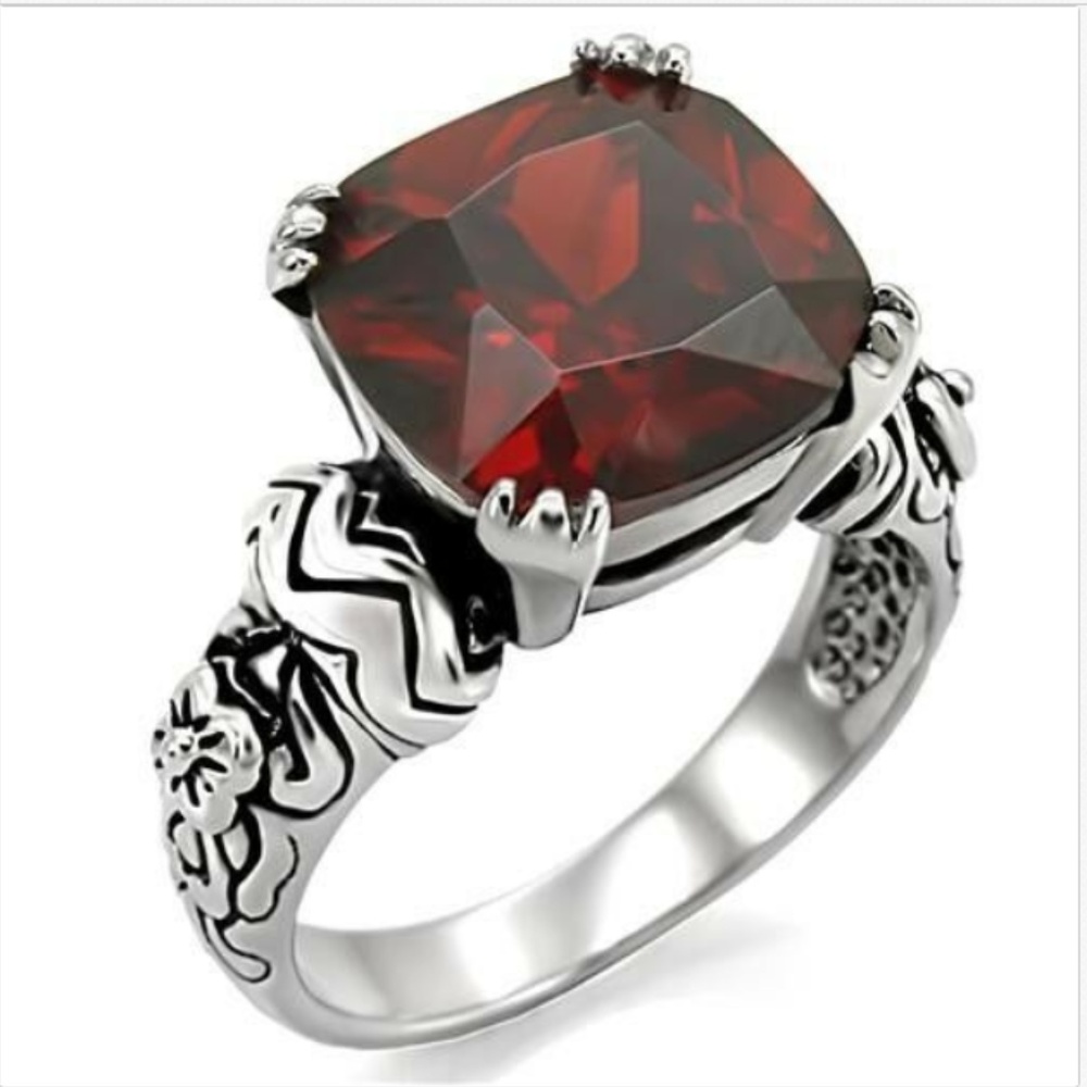 Silver Garnet Celtic Ring Size 8 9 red Cubic zirconia Stainless steel solitaire
